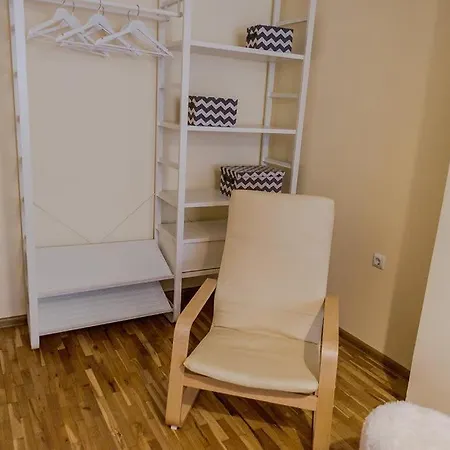 Apartment Viking Warna